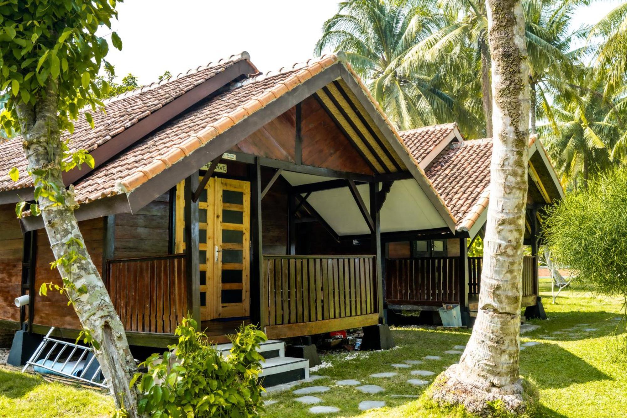 Sumatra Surf Resort Biha 외부 사진